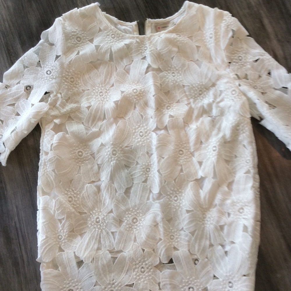 Beautiful lined lace top.  Sz XS.